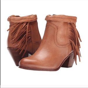 Sam Edelman Louis Fringe Western boots